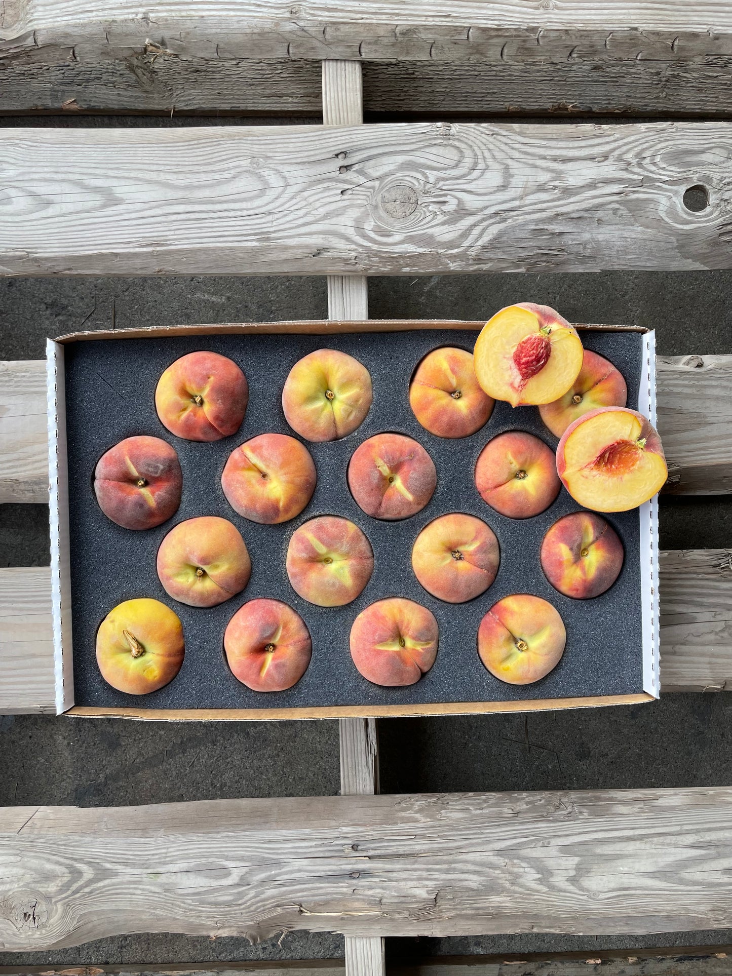 Nationwide Delivery ONLY - Yellow Freestone Peaches