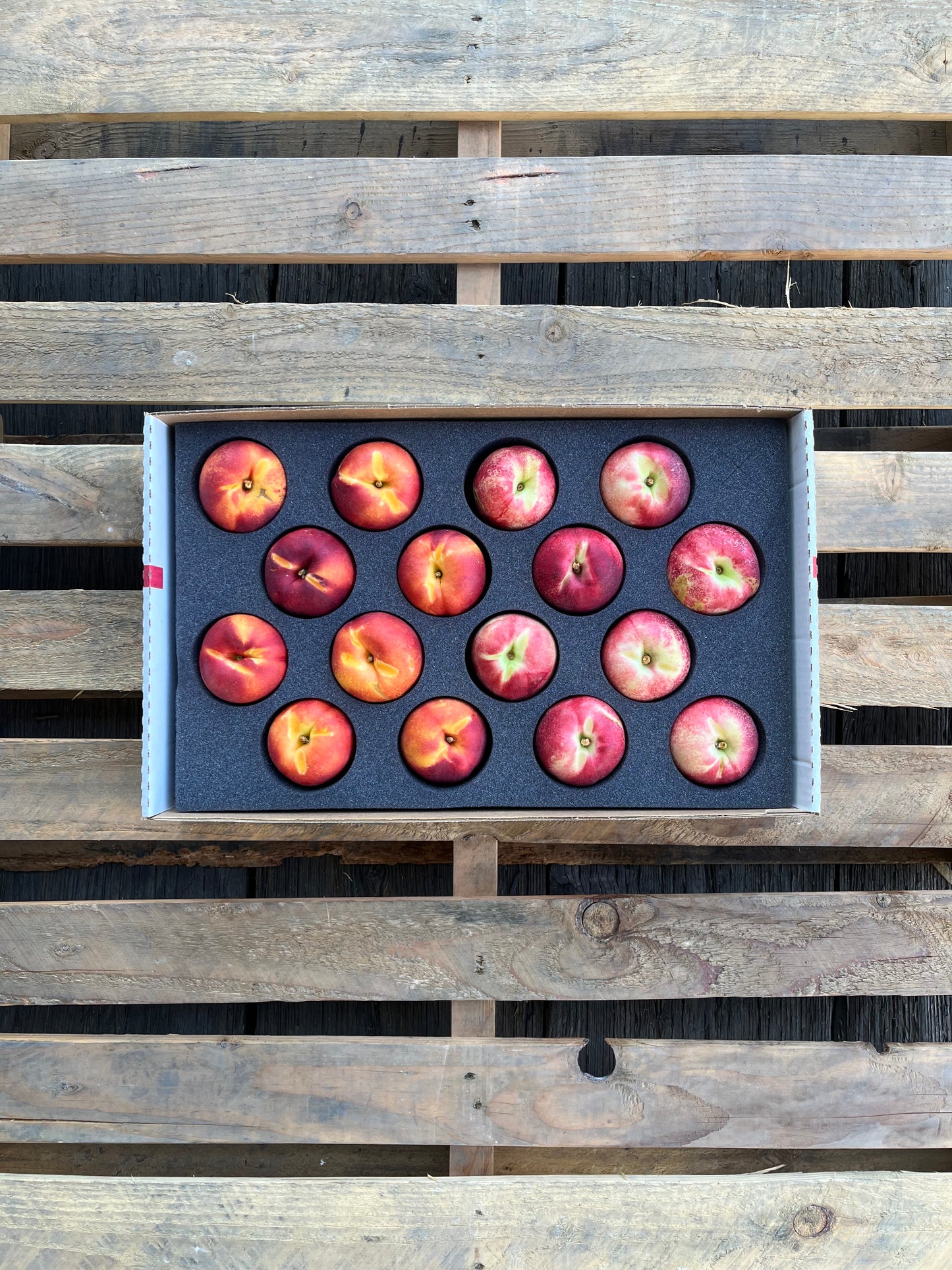 Nationwide Delivery ONLY - Mixed Nectarines and Peaches